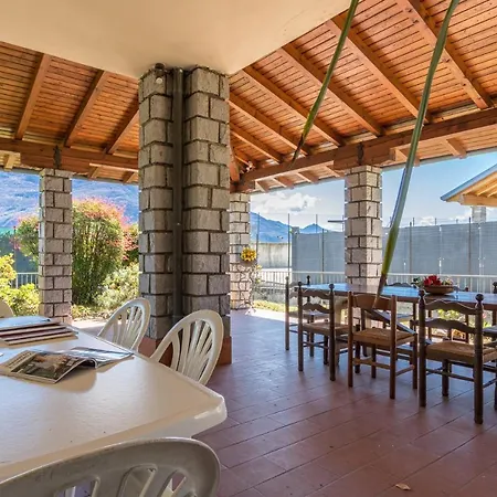 Villa Mina - *